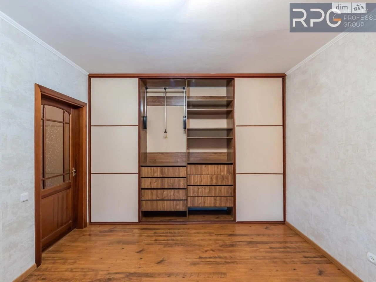 Продаж Квартири, Харьковский массив