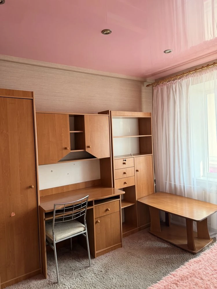 Продам 2-кімнатну квартиру на Лісовому масиві