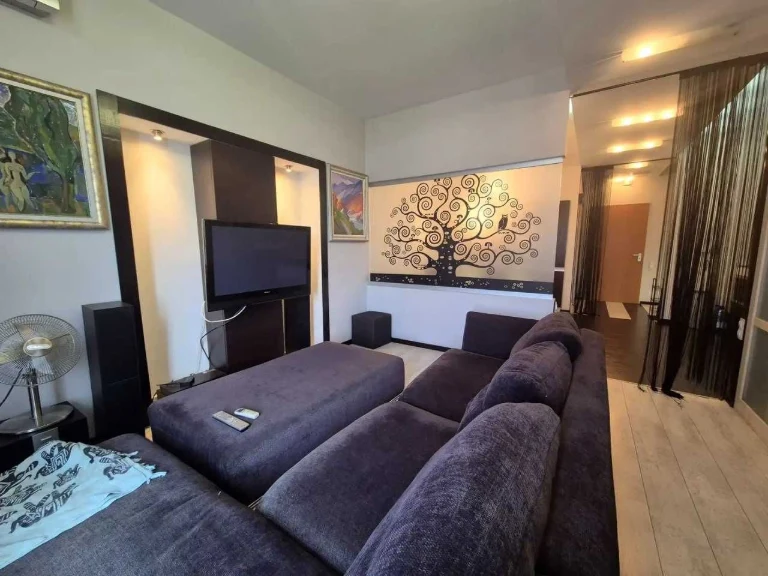 Top! 70m2 Residential Complex Diplomat Hall, Zhylianska St. 59, Center Saksagan