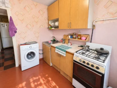Без комиссии | 1-комнатная | 34 м² | Киев | Виноградар | Свет