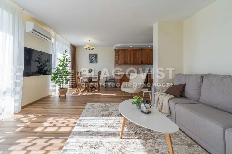 Продаж 3-кімн. квартири в ЖК Автограф, парк Перемога, М.Дарн
