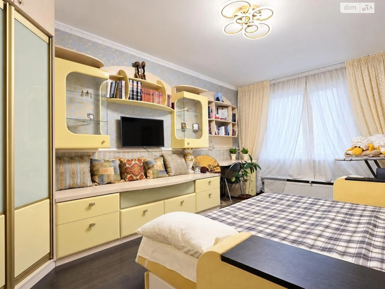 Apartment for Sale in Desniansky