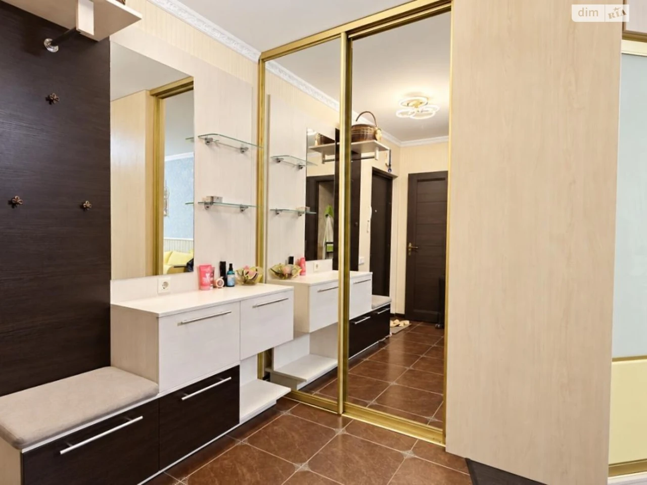 Apartment for Sale in Desniansky