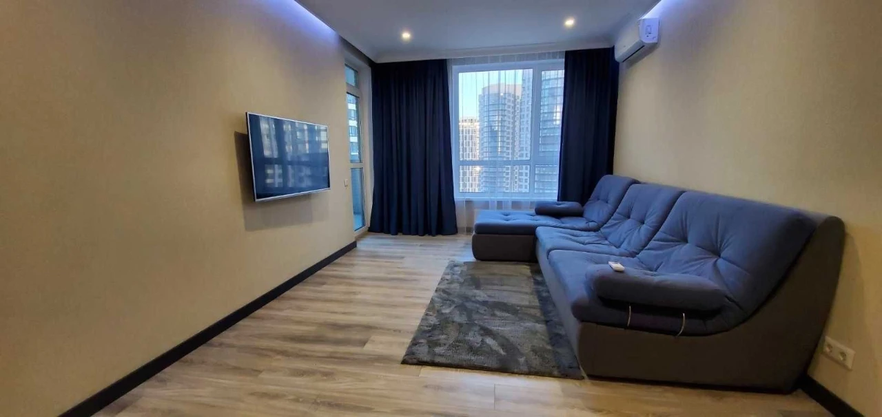 For Sale: 2-bedroom apartment, ЖК Зарічний, Осокорська, 2-A, Дар