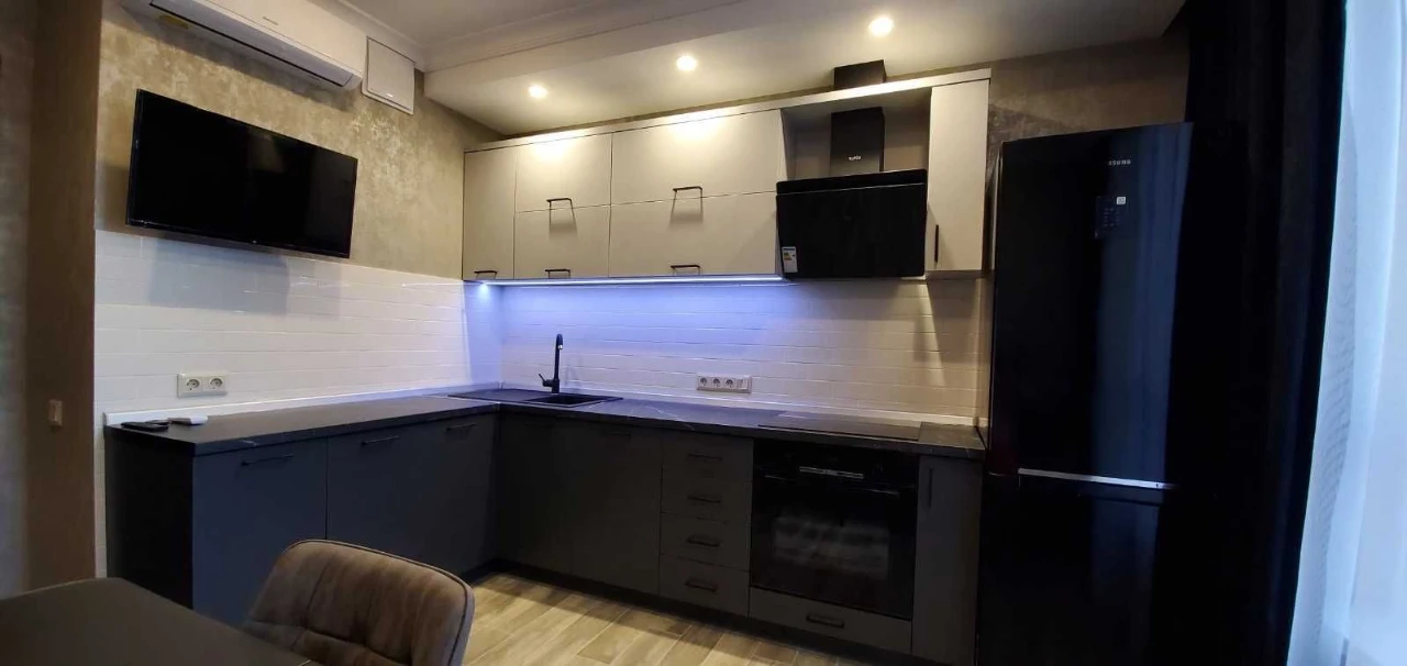 For Sale: 2-bedroom apartment, ЖК Зарічний, Осокорська, 2-A, Дар