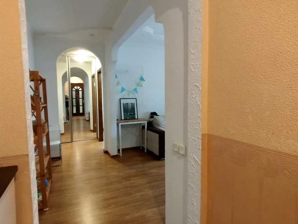 Apartment. Zaporizhzhia, Volodymyr Ukrainets St. (Novokuznetskaya