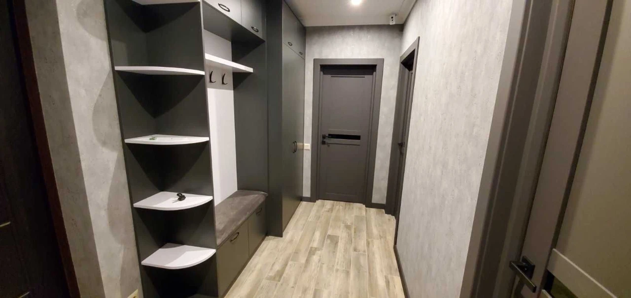 For Sale: 2-bedroom apartment, ЖК Зарічний, Осокорська, 2-A, Дар