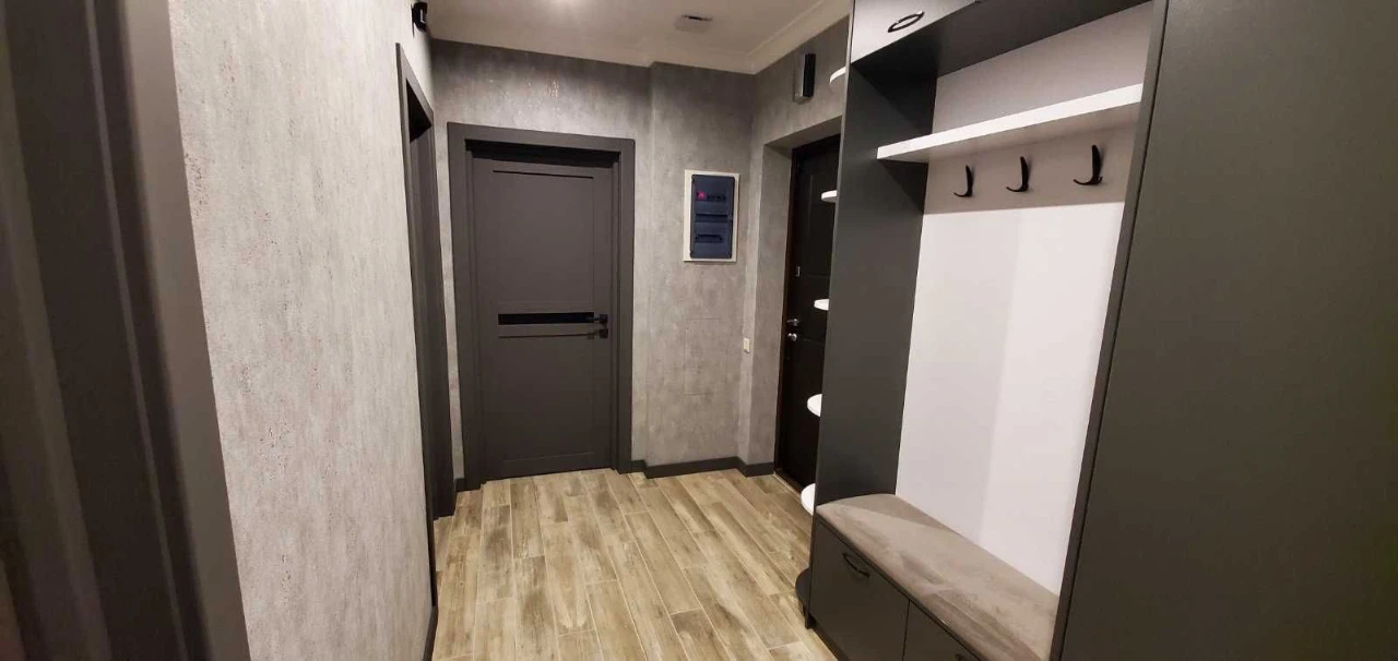 For Sale: 2-bedroom apartment, ЖК Зарічний, Осокорська, 2-A, Дар