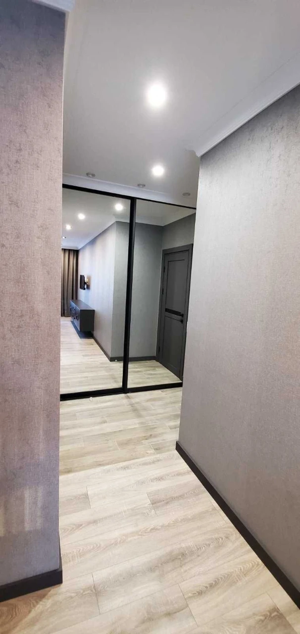 For Sale: 2-bedroom apartment, ЖК Зарічний, Осокорська, 2-A, Дар
