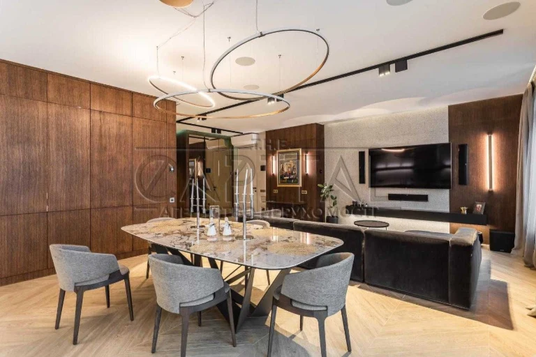Sale / Apartments / Fontaniv Avenue / Center / Pecer, / 12