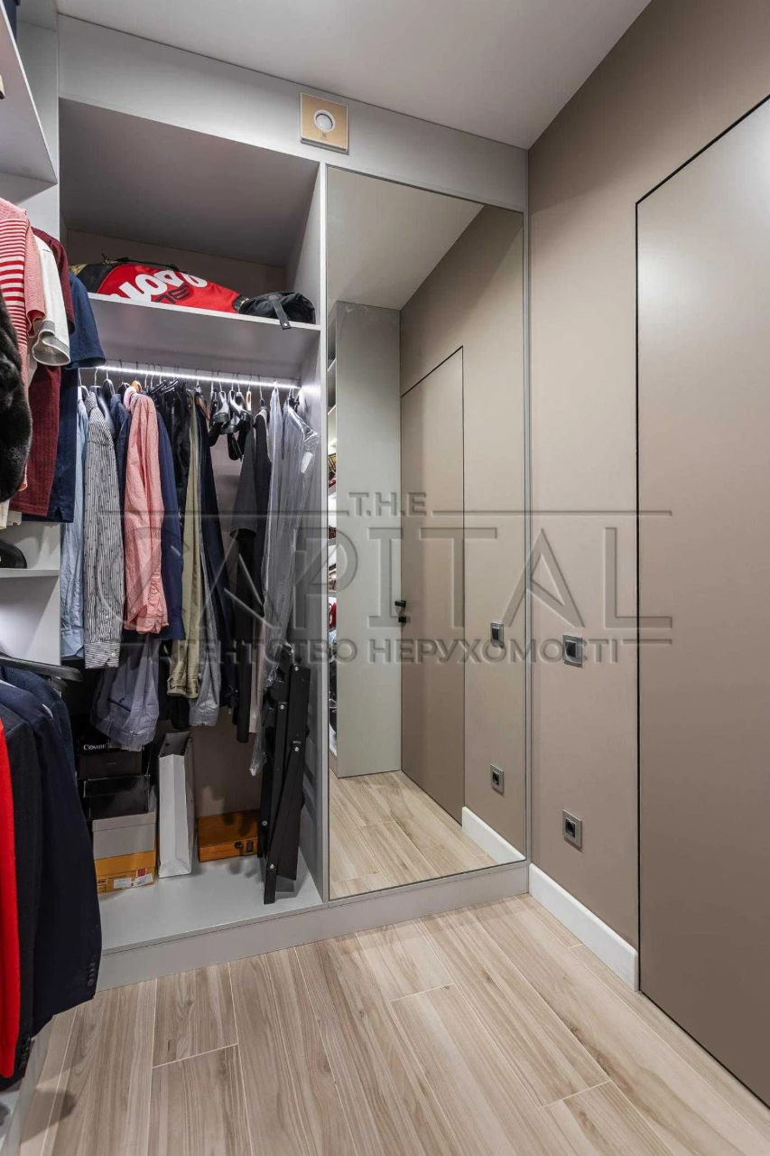 Sale / Apartments / Fontaniv Avenue / Center / Pecer, / 12