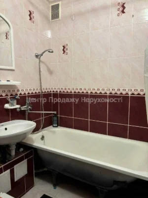 Продаж 1-кімн квартири в Києві, 30. 8 м², 9/9 поверх
