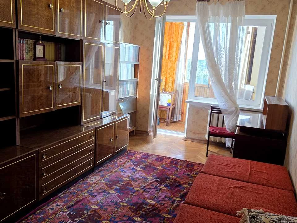 Квартира. Київ, вулиця Білоруська