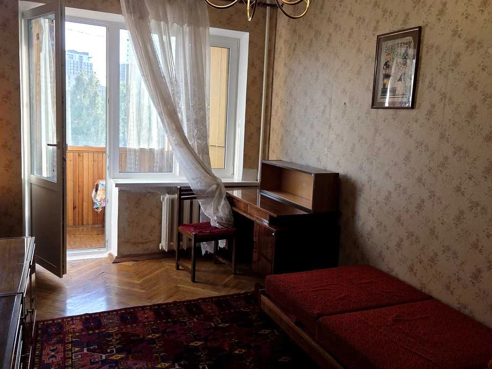Квартира. Київ, вулиця Білоруська