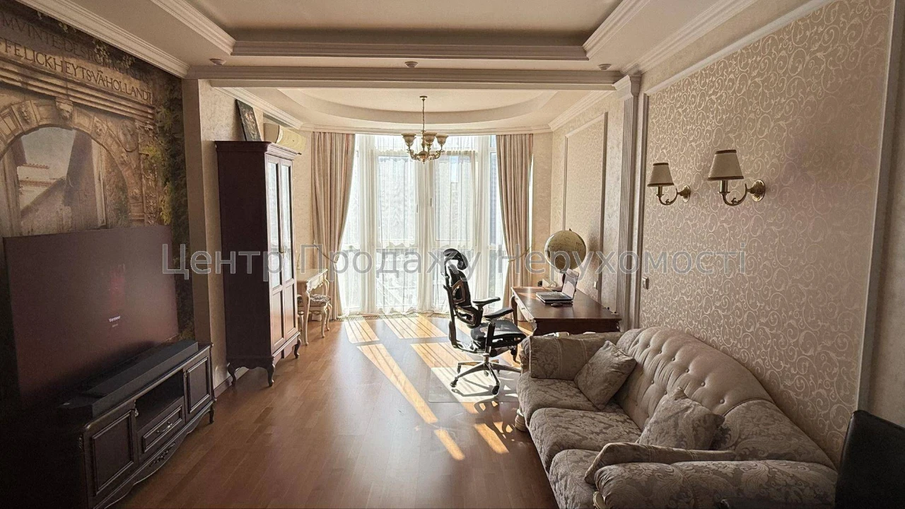Sale of 1-room apartment, 67 sq m², 16/25 floors, Smaragdovy residential complex, Kyiv — in