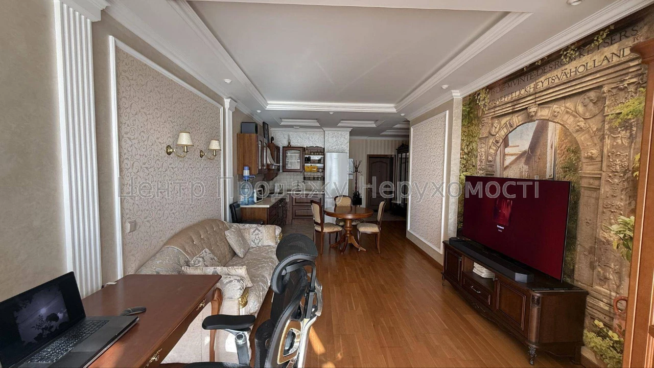 Sale of 1-room apartment, 67 sq m², 16/25 floors, Smaragdovy residential complex, Kyiv — in