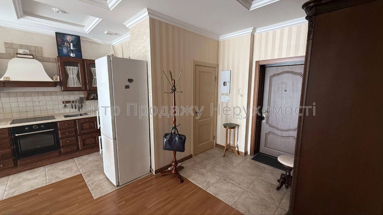 Sale of 1-room apartment, 67 sq m², 16/25 floors, Smaragdovy residential complex, Kyiv — in