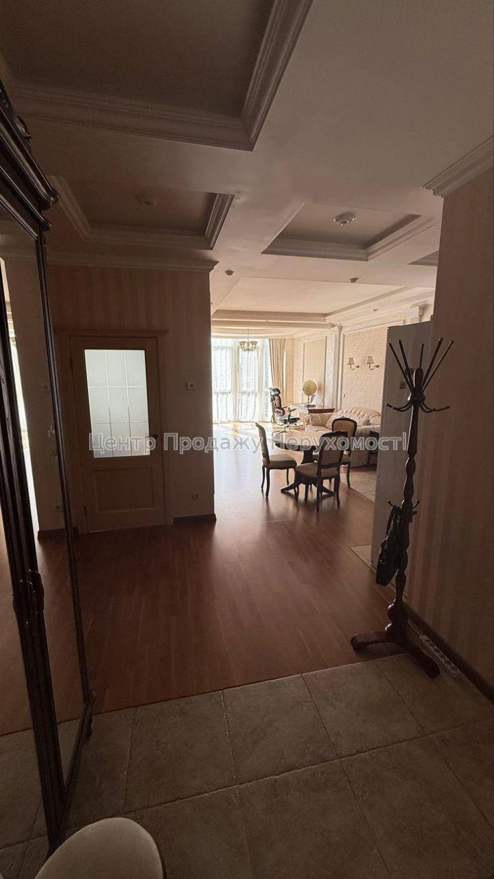 Sale of 1-room apartment, 67 sq m², 16/25 floors, Smaragdovy residential complex, Kyiv — in