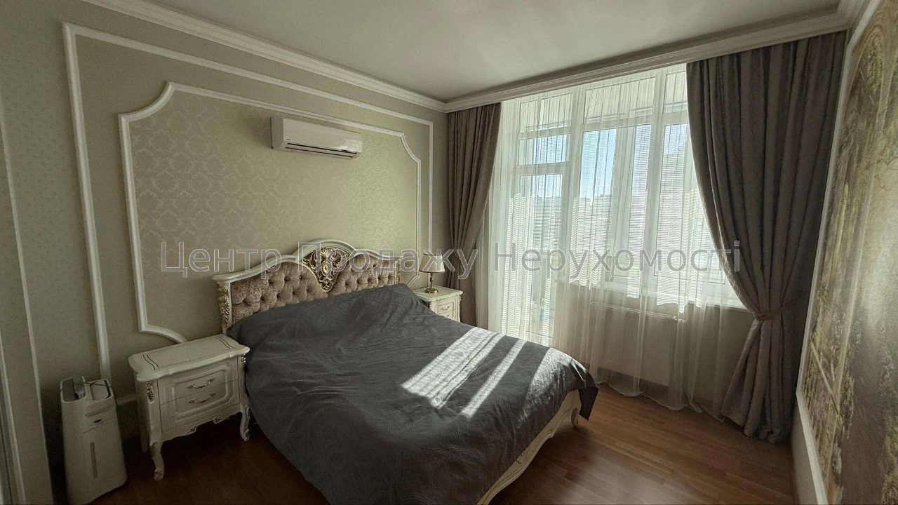 Sale of 1-room apartment, 67 sq m², 16/25 floors, Smaragdovy residential complex, Kyiv — in