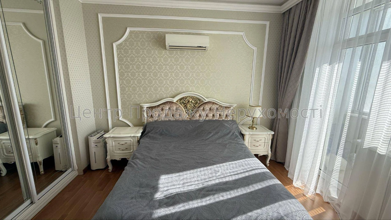 Sale of 1-room apartment, 67 sq m², 16/25 floors, Smaragdovy residential complex, Kyiv — in