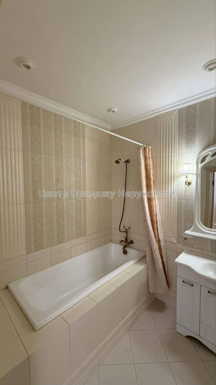 Sale of 1-room apartment, 67 sq m², 16/25 floors, Smaragdovy residential complex, Kyiv — in