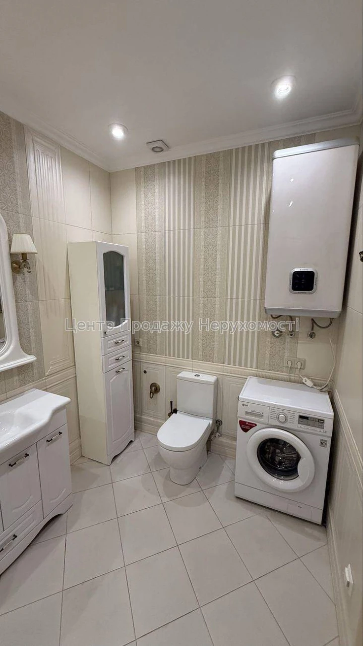 Sale of 1-room apartment, 67 sq m², 16/25 floors, Smaragdovy residential complex, Kyiv — in