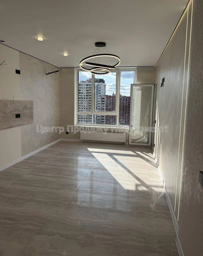 Продаж 2-кімнатній квартири, 67 м², 17/25 поверх, ЖК «Варшавський 3»