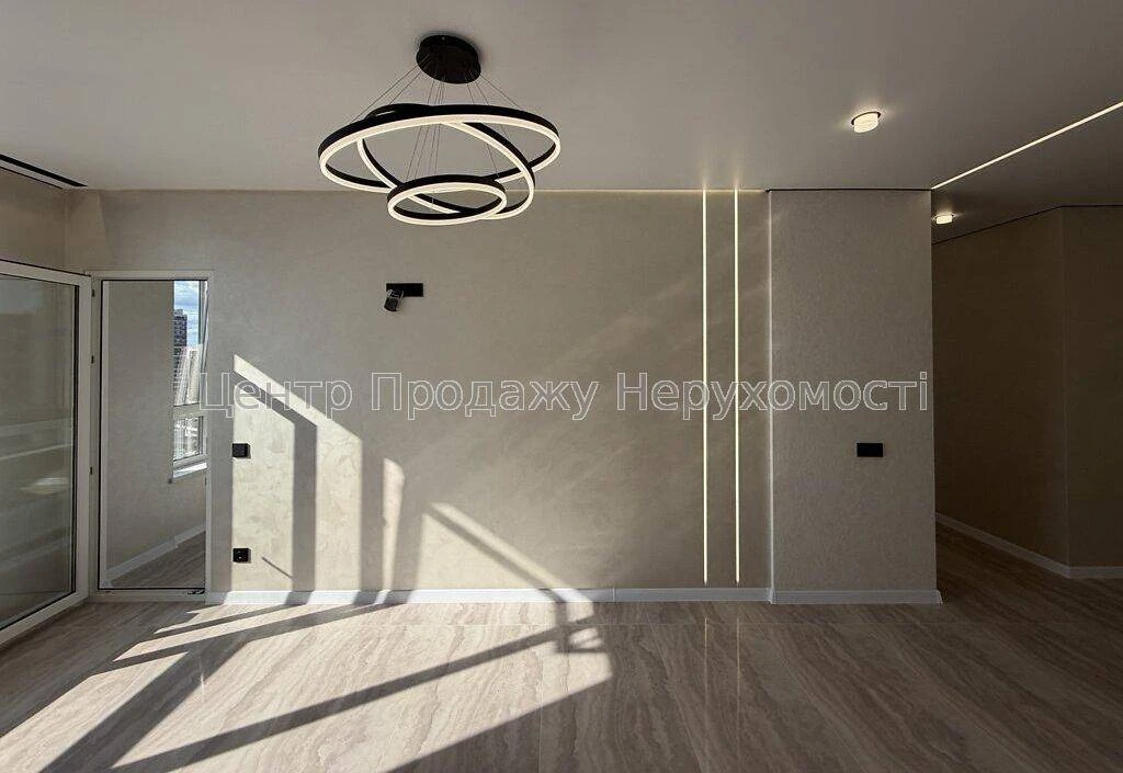 Продаж 2-кімнатній квартири, 67 м², 17/25 поверх, ЖК «Варшавський 3»