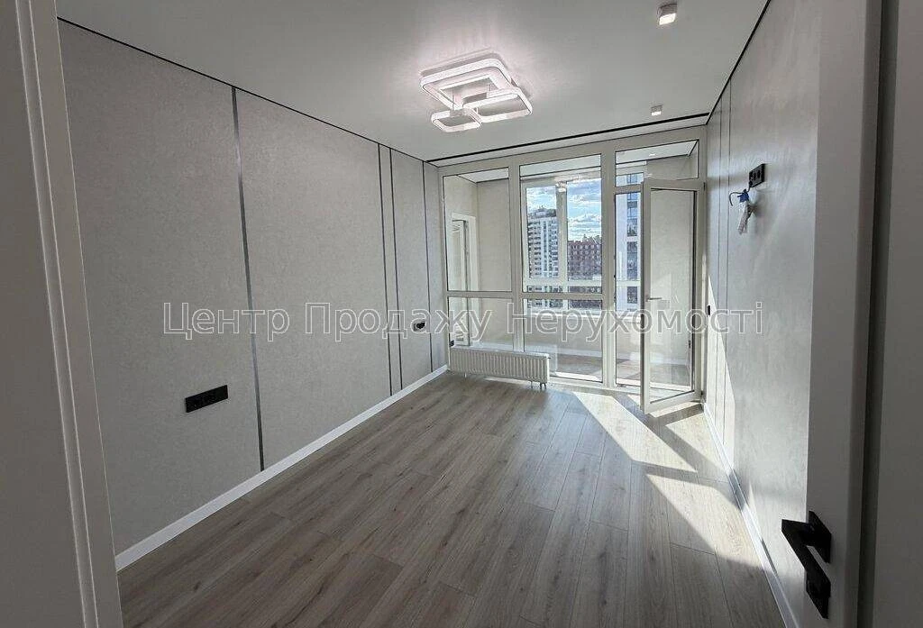 Продаж 2-кімнатній квартири, 67 м², 17/25 поверх, ЖК «Варшавський 3»