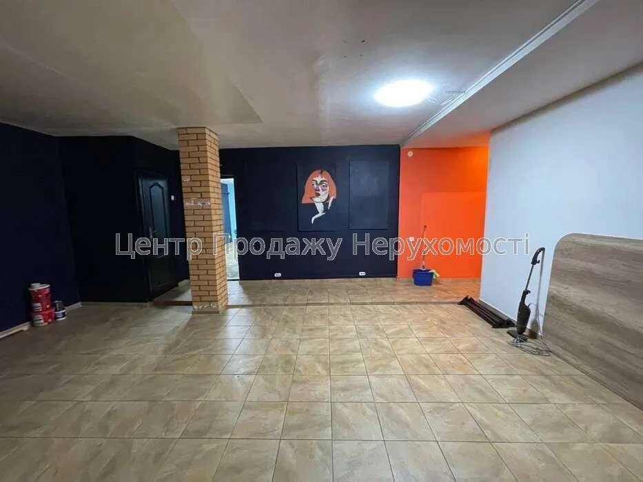 Продаж 2-кімн. квартири, 56 м², 1/5 пов, Київ – вигідна проп