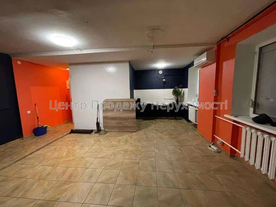 Продаж 2-кімн. квартири, 56 м², 1/5 пов, Київ – вигідна проп