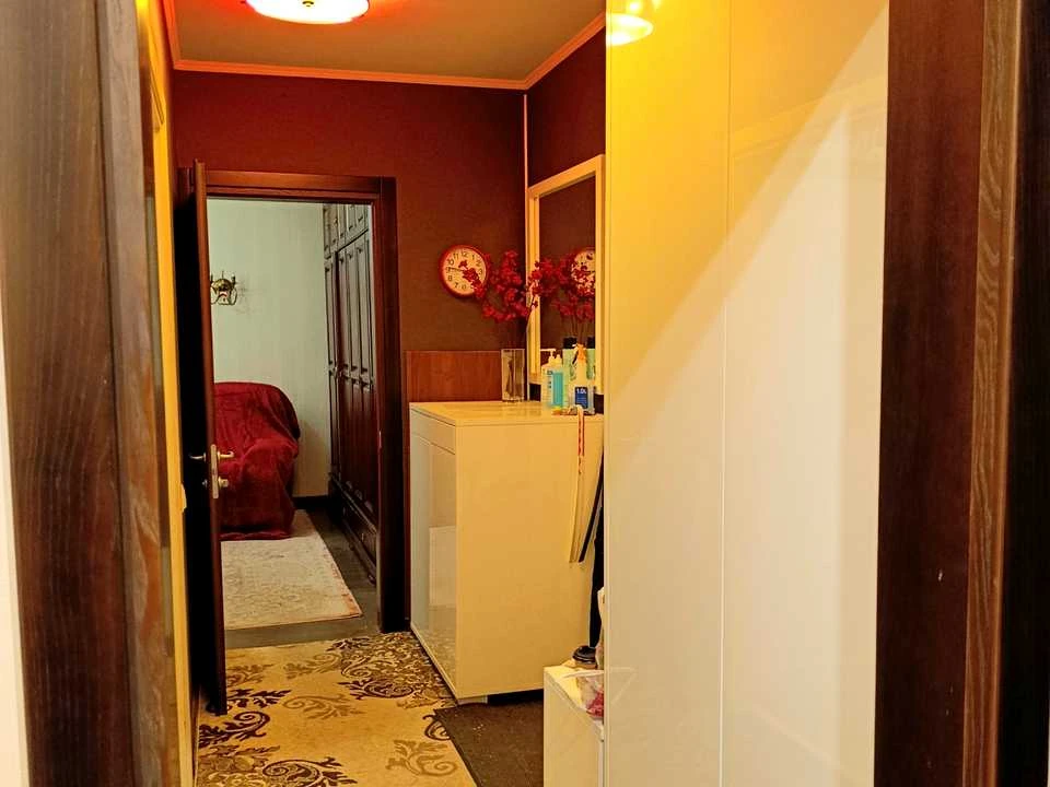 Apartment. Dnipro, Heroes Avenue