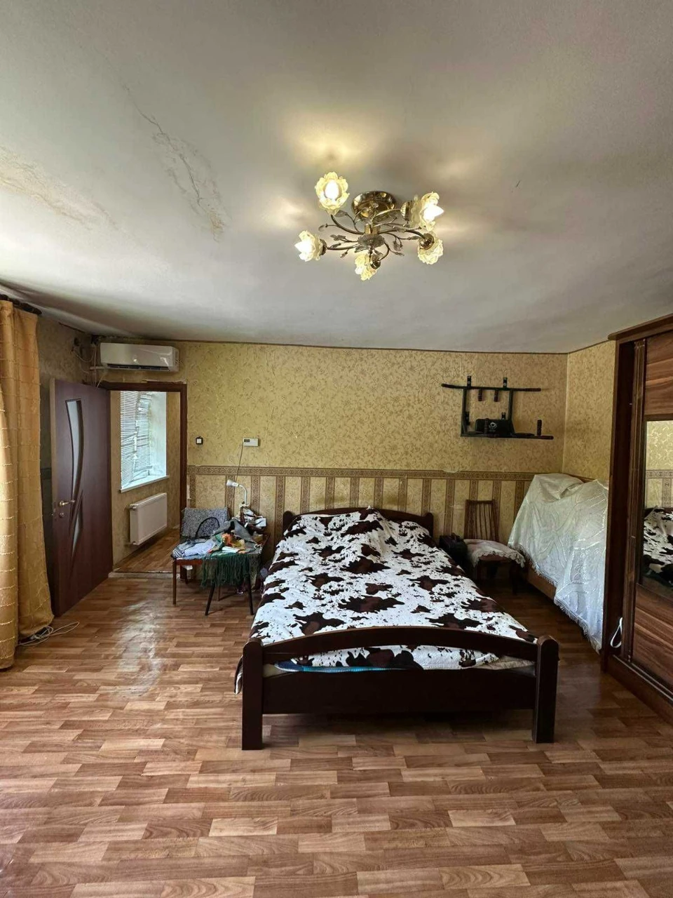 Продам 3 - комнатную квартиру