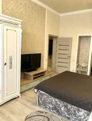 Продам ‼️двух комнатнаю квартру‼️метро Ярослава Мудрого ‼️(7
