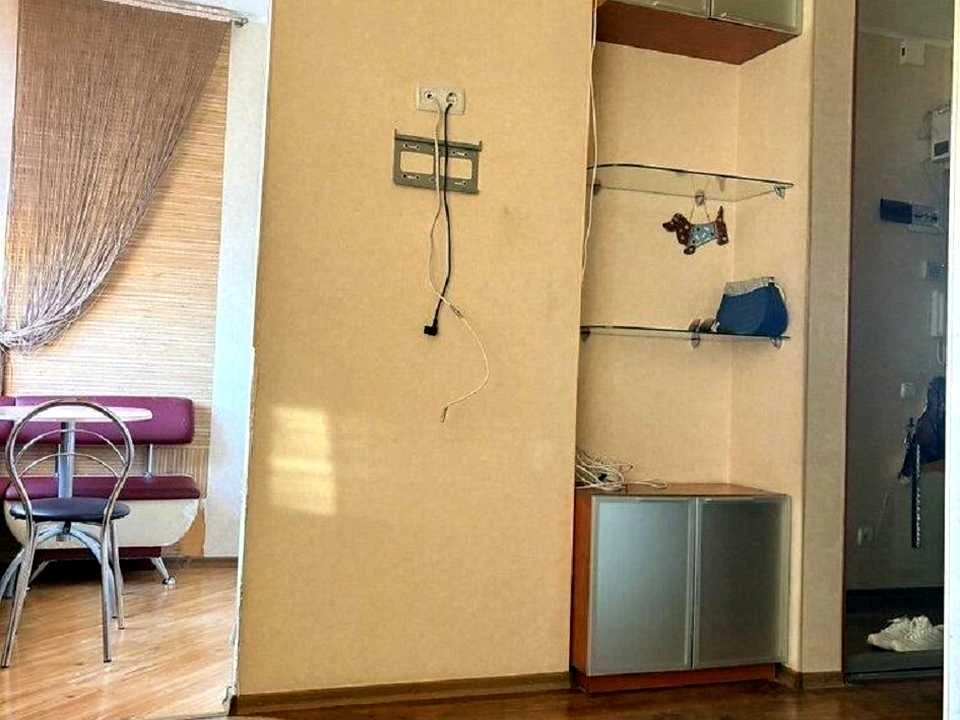 Apartment. Alexander Shepeira Street, Kharkiv