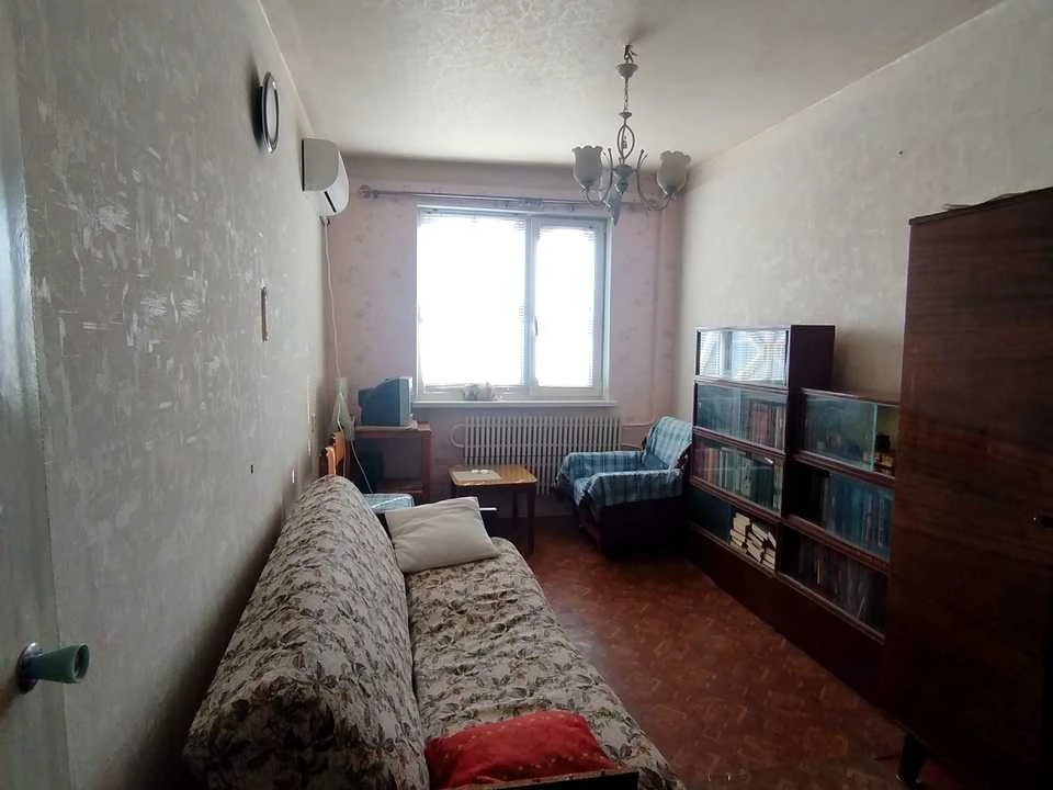 Apartment. Kharkiv, Garibaldi Street