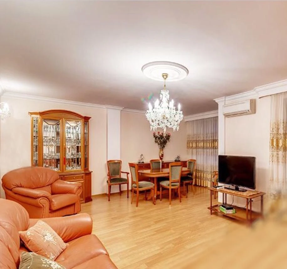Продажа квартиры 172 кв м , весь этаж без соседей