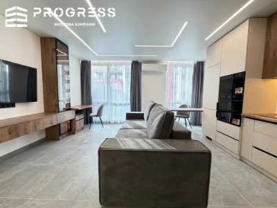 Продаж 1 кімнатної квартири ЖК Manhattan Up з басейном на да