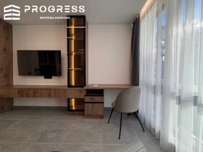 Продаж 1 кімнатної квартири ЖК Manhattan Up з басейном на да