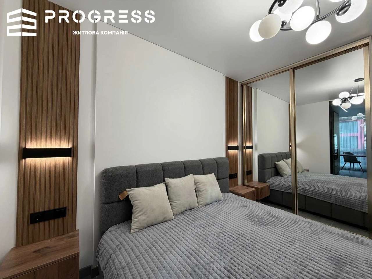 Продаж 1 кімнатної квартири ЖК Manhattan Up з басейном на да