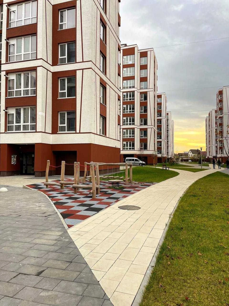 1-кімнатна по вул. Коновальця!
