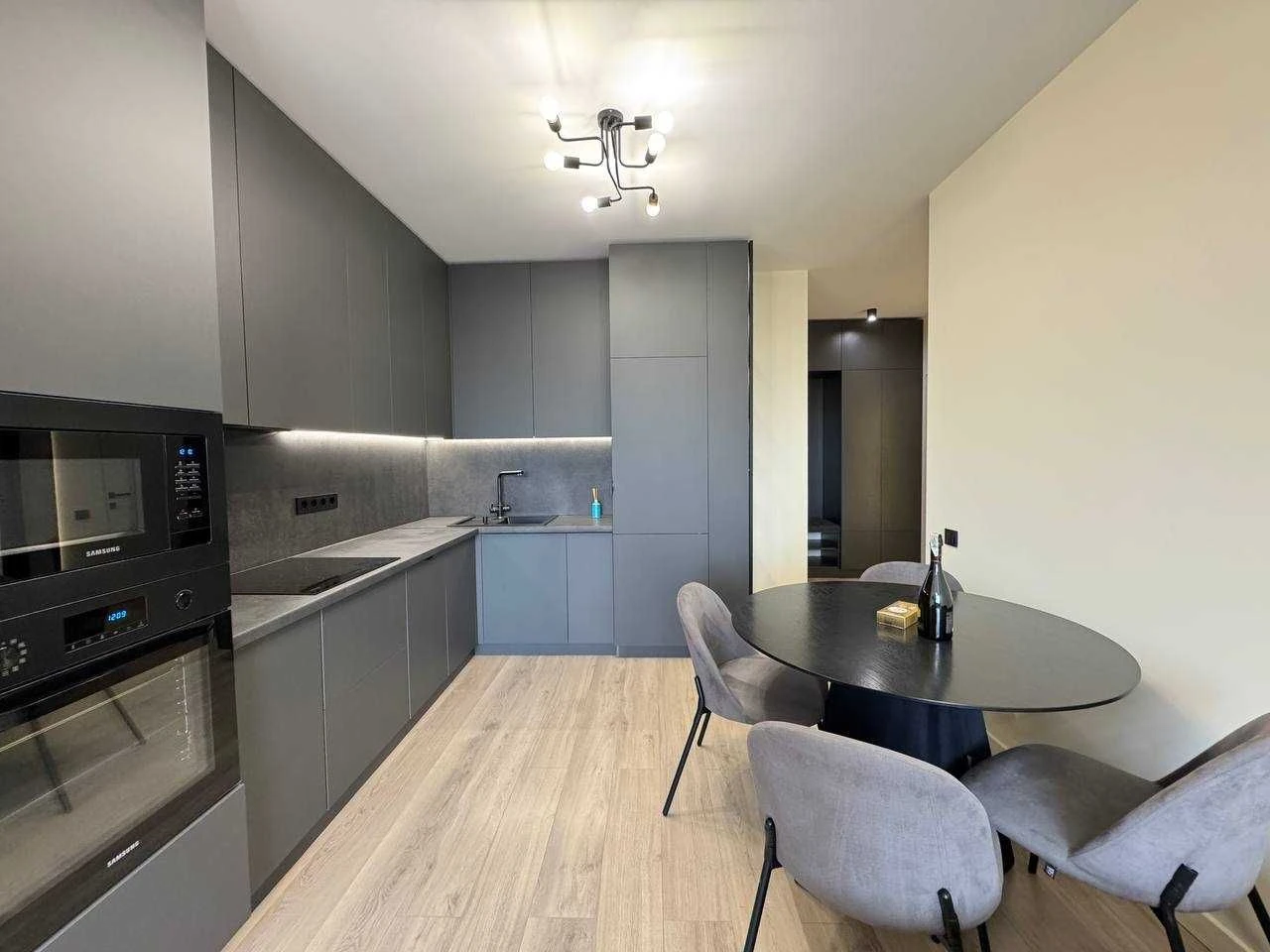 Продаж 1.5 кім.квартири 88|47м2| в ЖК ОЗЕРО ВІД найкращого з