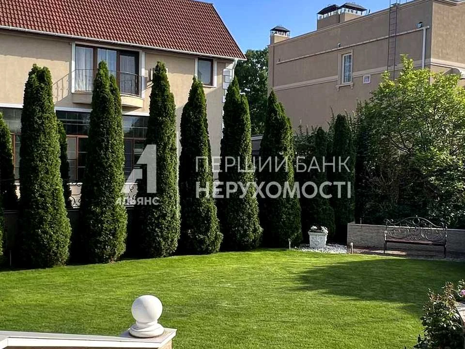 House. Odesa, Orekova