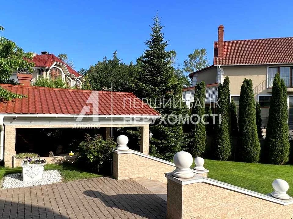 House. Odesa, Orekova