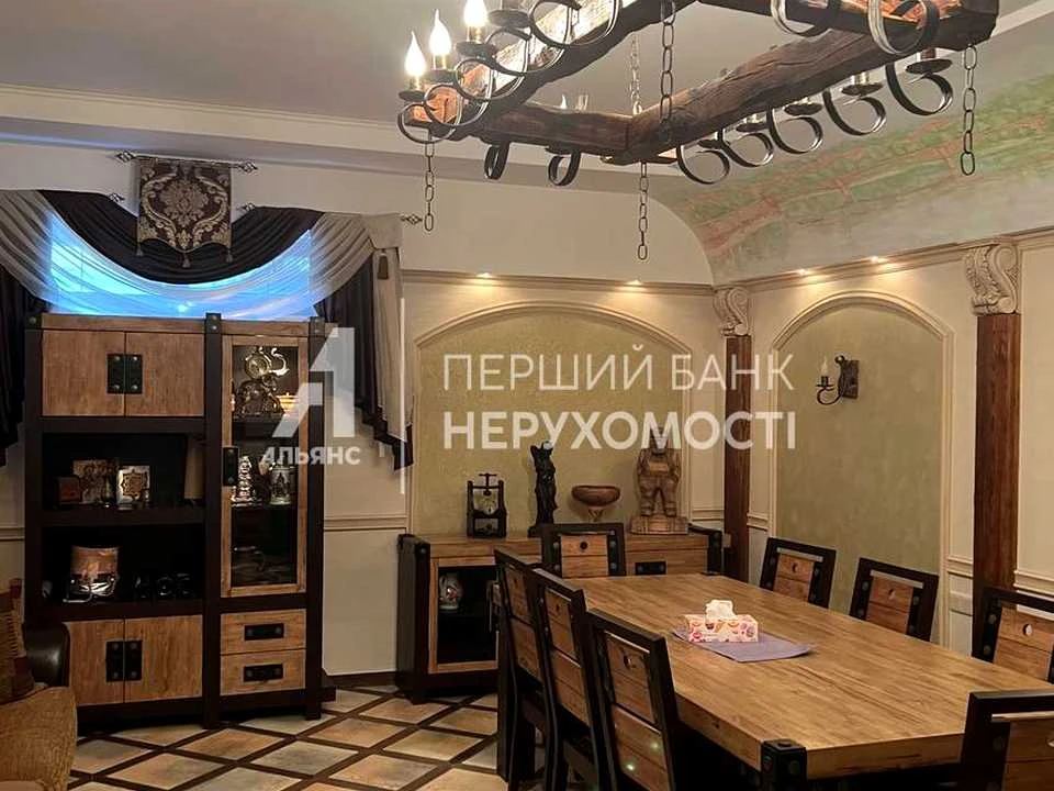 House. Odesa, Orekova
