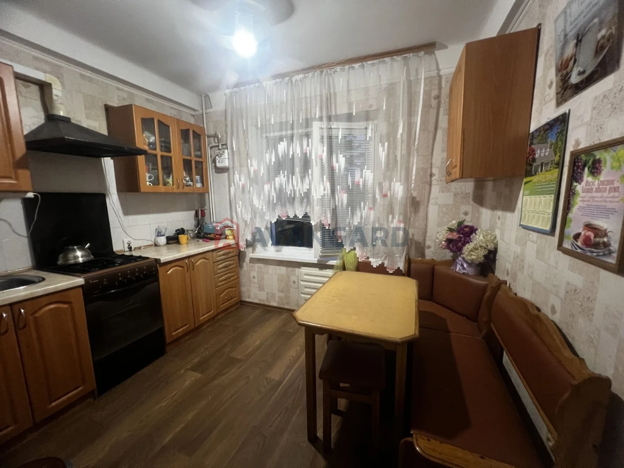 Spacious 3-bedroom apartment in the Khortytskiy district!