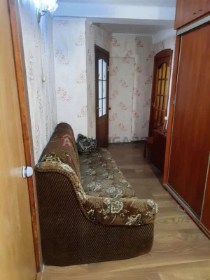 Spacious 3-bedroom apartment in the Khortytskiy district!