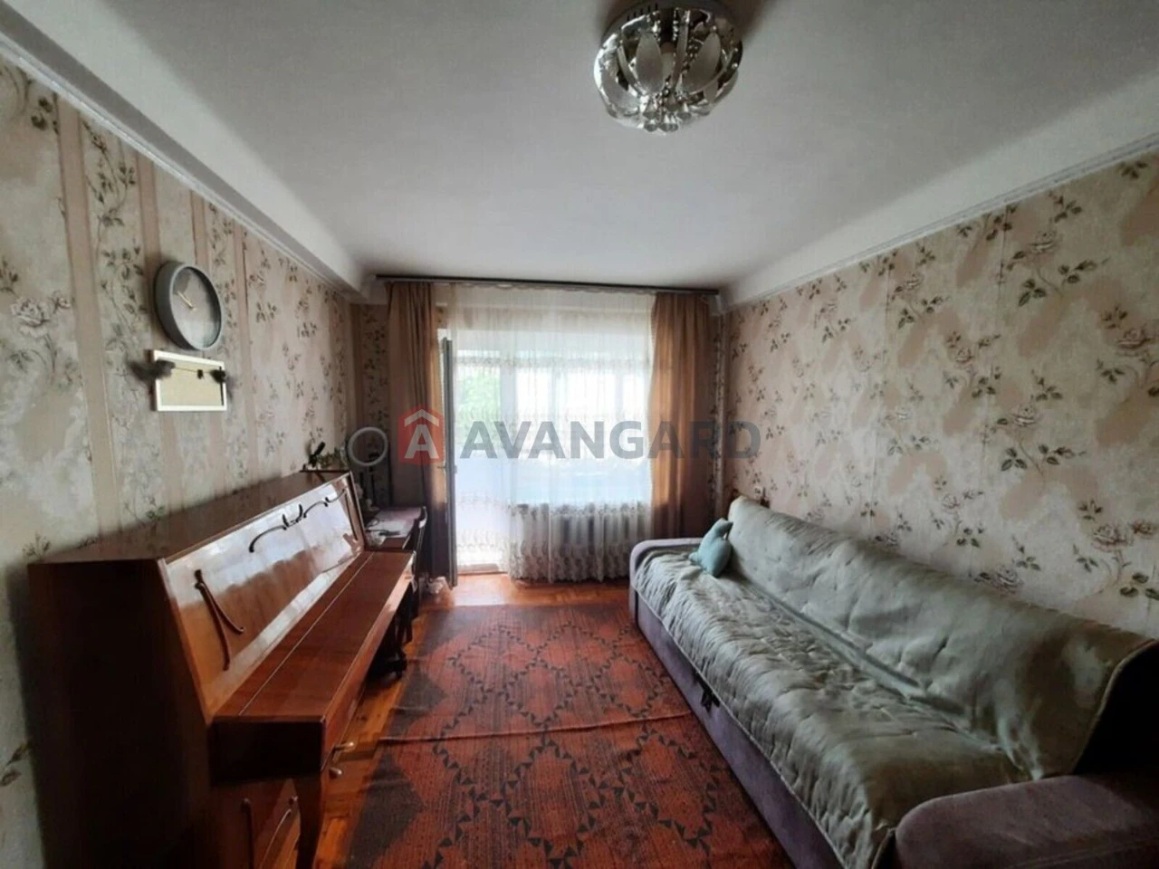 Spacious 3-bedroom apartment in the Khortytskiy district!