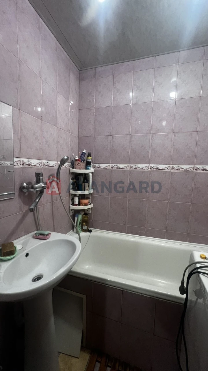 Spacious 3-bedroom apartment in the Khortytskiy district!