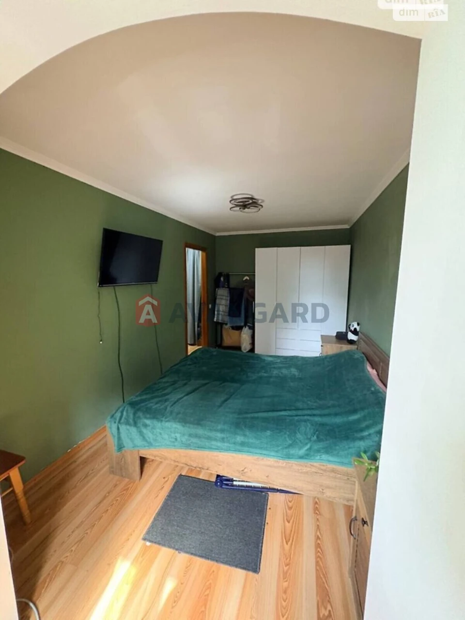 Apartment for Sale in Lenin District